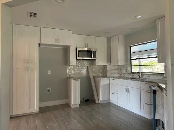 5835 COLONY PLACE DR, Lakeland, FL 33813