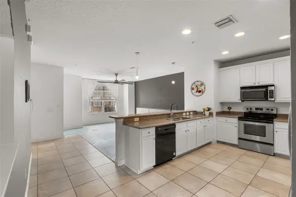 668 PENSACOLA LN, Lake Mary, FL 32746