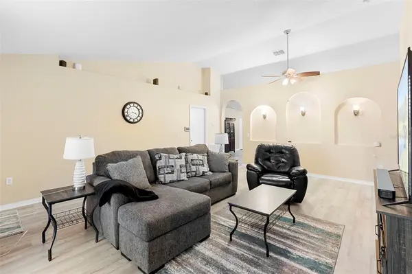 3750 SW 127TH LANE RD, Ocala, FL 34473