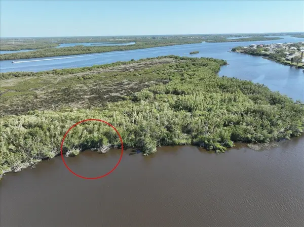 2285 DELAN DR, Punta Gorda, FL 33983
