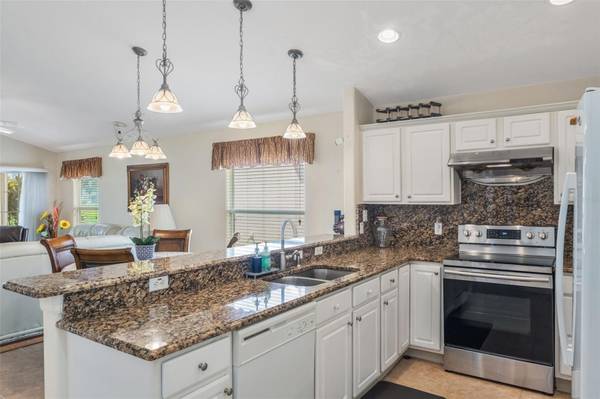 5389 WATERVISTA DR, Orlando, FL 32821