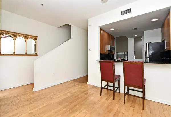 460 E JACKSON ST #5, Orlando, FL 32801