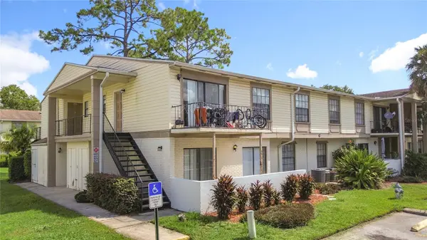 5977 VILLAGE CIRCLE SOUTH #GE, Orlando, FL 32822