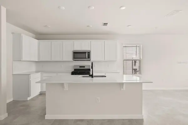 4066 FEATHER TREE DR, Apopka, FL 32712