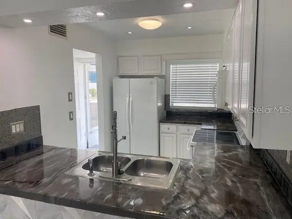 1820 AMBERLY AVE #T10, Orlando, FL 32822