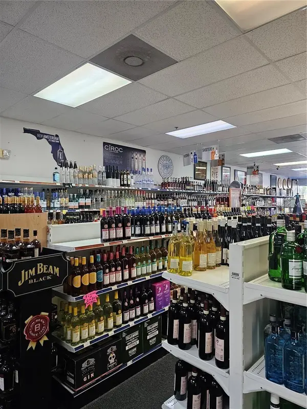 # CONFIDENTIAL, Oviedo, FL 32765