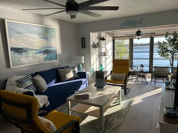 1008 APOLLO BEACH BLVD #210, Apollo Beach, FL 33572