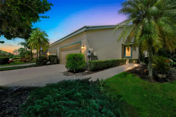 8512 54TH AVENUE CIR E, Bradenton, FL 34211
