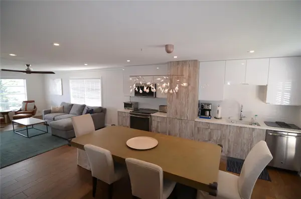 4420 EXETER DR #208, Longboat Key, FL 34228