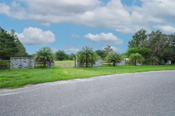 34534 TREE FROG LN, Eustis, FL 32736