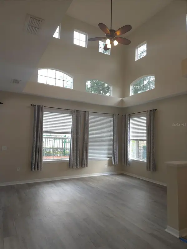 102 MONROE CIR, Davenport, FL 33896