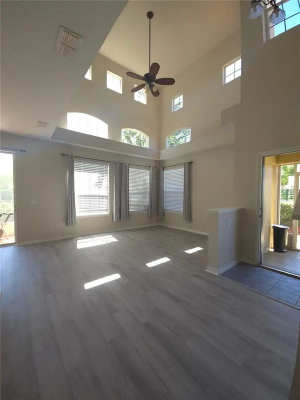 102 MONROE CIR, Davenport, FL 33896