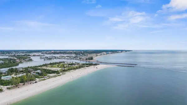 216 PAVONIA RD, Nokomis, FL 34275