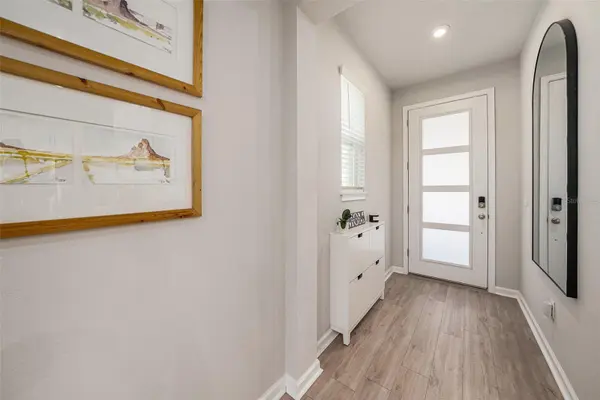 5521 BROOKLET WOODS DR, Wesley Chapel, FL 33545
