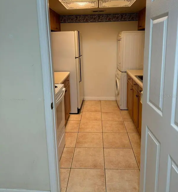 700 E AIRPORT BLVD #B7, Sanford, FL 32773