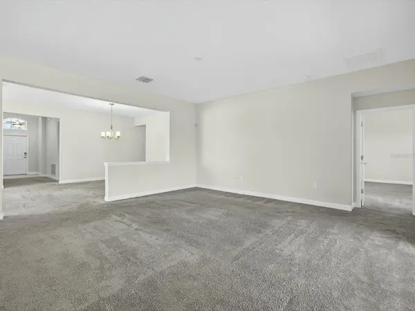 466 BRUNSWICK DR, Davenport, FL 33837