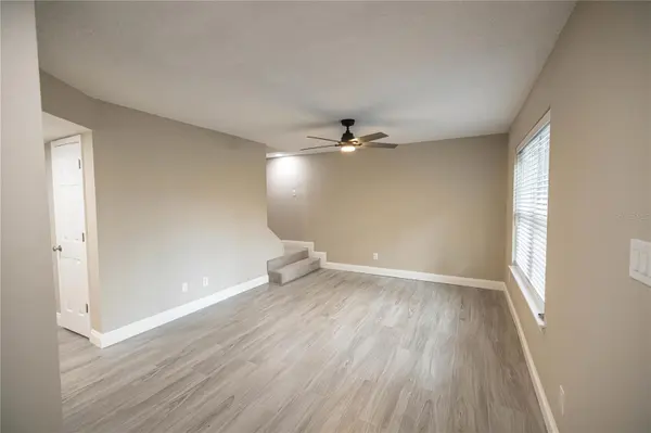 740 N FAIRFIELD DR, Pensacola, FL 32506