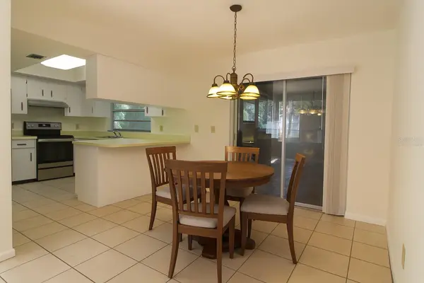 932 N FAIRBAIRN DR, Deltona, FL 32725