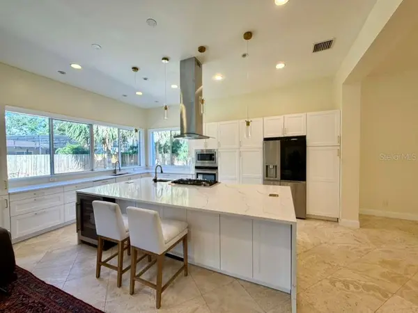 672 MOSSY BRANCH CT, Longwood, FL 32779