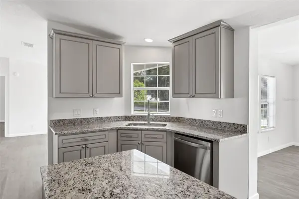 5180 LEXINGTON CIR, Wildwood, FL 34785