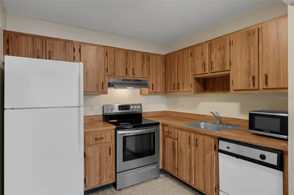 2597 OAK PARK WAY #205, Orlando, FL 32822