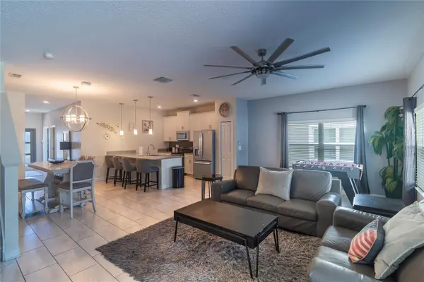 230 OCEAN COURSE AVE, Davenport, FL 33896