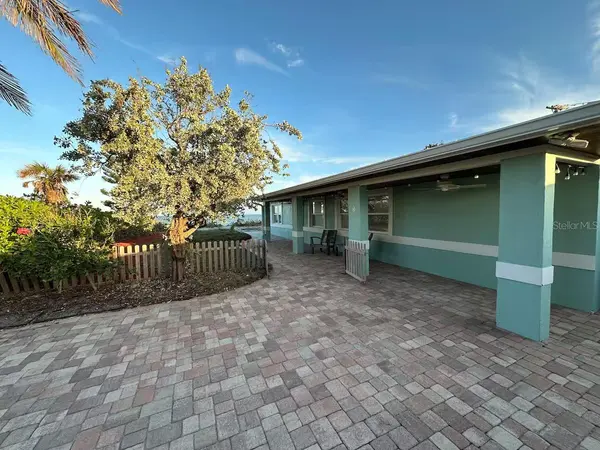 5 PARK AVE, Satellite Beach, FL 32937