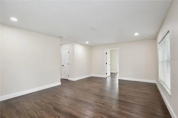 1255 FLINT TRL, Geneva, FL 32732