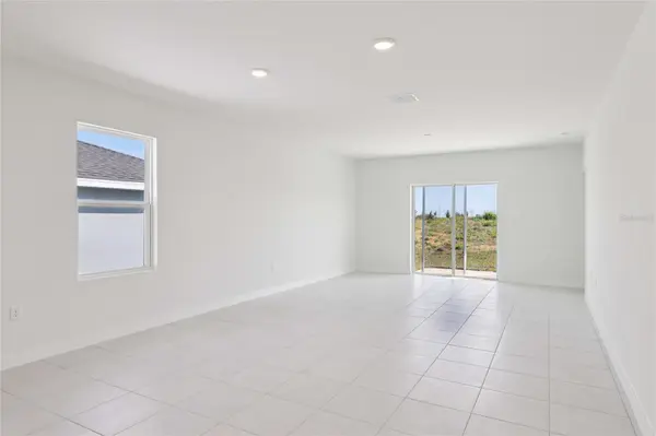 1925 DIAMOND HEAD CIR, Haines City, FL 33844