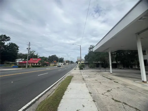 1327 E SILVER SPRINGS BLVD, Ocala, FL 34470