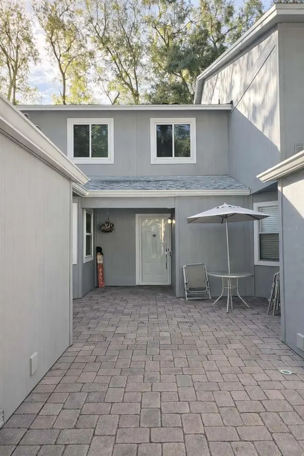 626 RED OAK CIR #110, Altamonte Springs, FL 32701