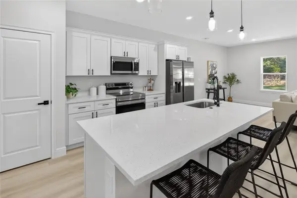 8002 N MALTESE DR, Dunnellon, FL 34433