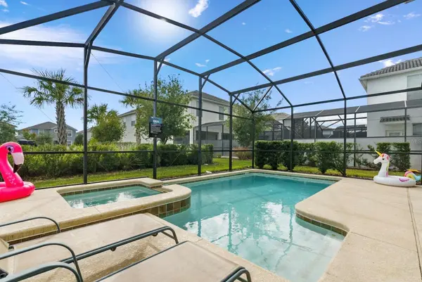 4700 SLEEPY HOLLOW DR, Kissimmee, FL 34746