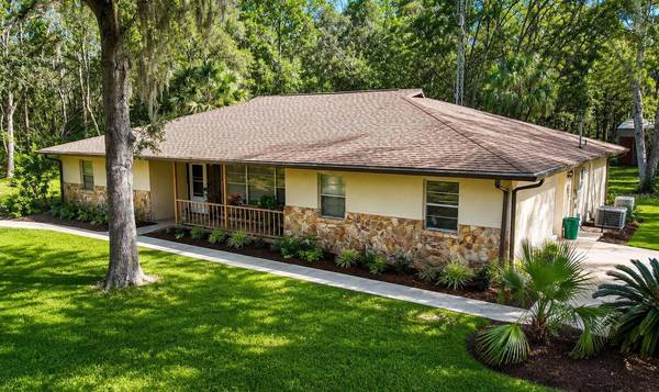 37600 ROLLING ACRES RD, Lady Lake, FL 32159