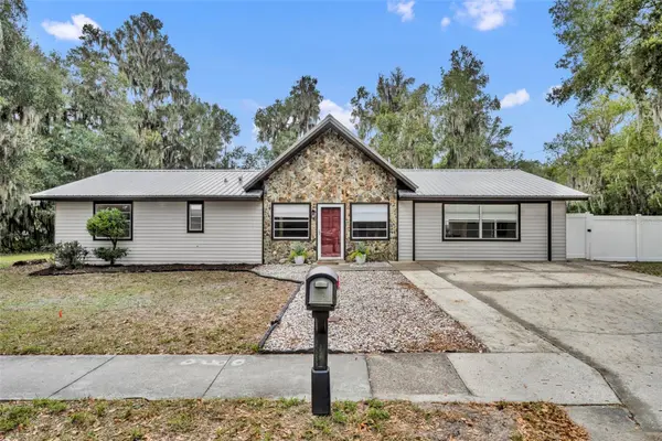 1240 W VOORHIS AVE, Deland, FL 32720