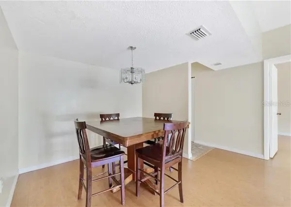 3254 S SEMORAN BLVD #21, Orlando, FL 32822
