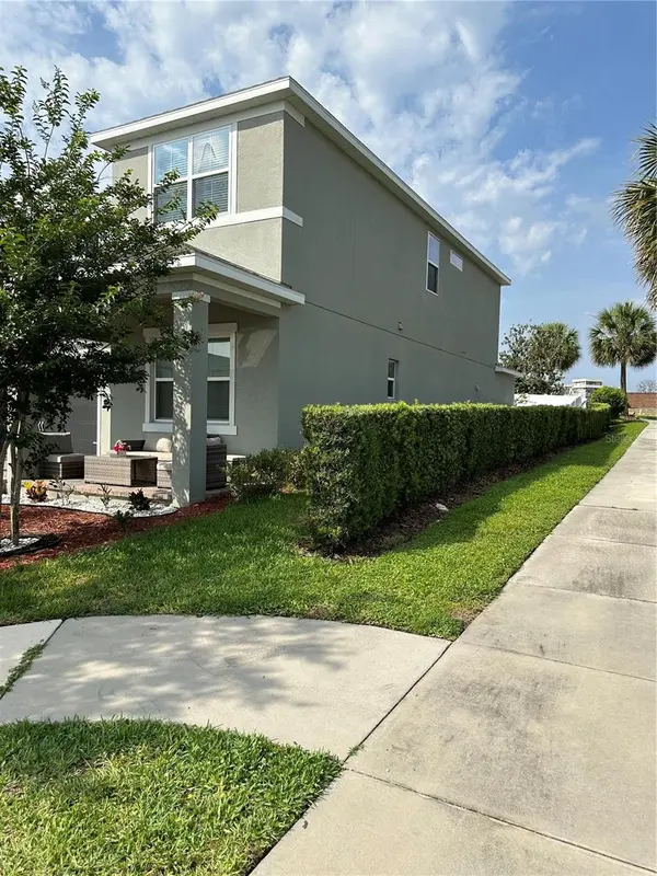 2403 BISCOTTO CIR, Davenport, FL 33897