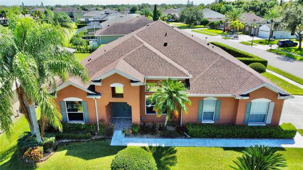 586 HUNTINGTON PINES DR, Ocoee, FL 34761