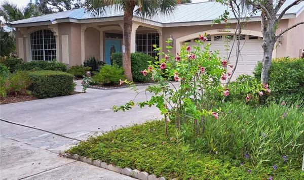 2377 BURTON LN, Sarasota, FL 34239