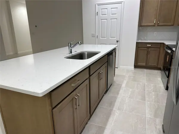 668 BIRDSWILL LN, Deland, FL 32724