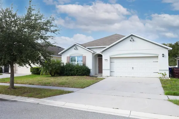 1864 GREEN DRAGON DR, St Cloud, FL 34771