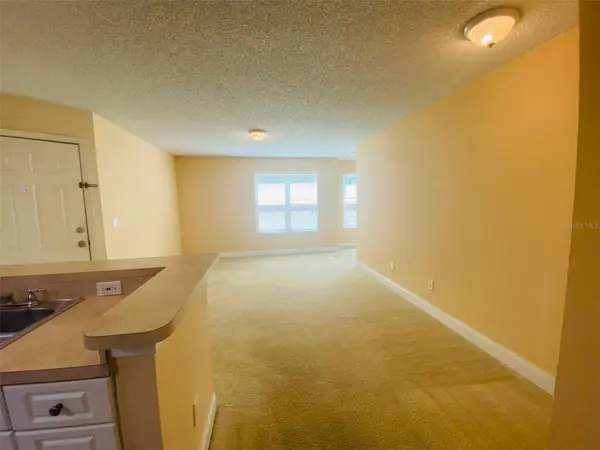 5773 GATLIN AVE #616, Orlando, FL 32822