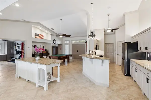 39819 GROVE HTS, Lady Lake, FL 32159