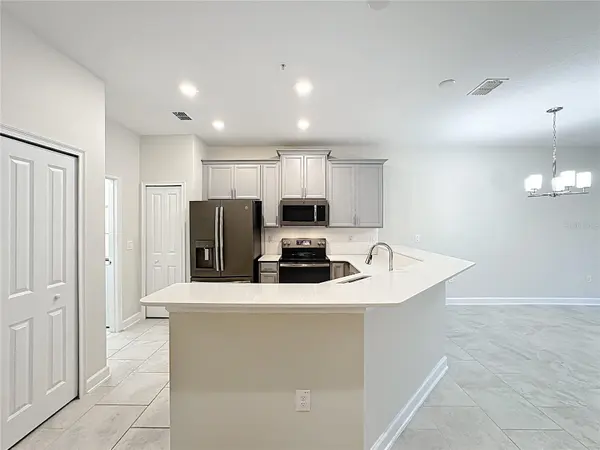 3557 BELLAND CIR #D, Clermont, FL 34711
