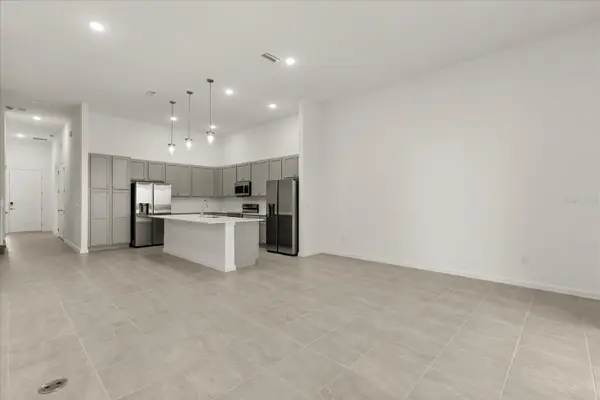 11073 MORAY BAY AVE, Orlando, FL 32821