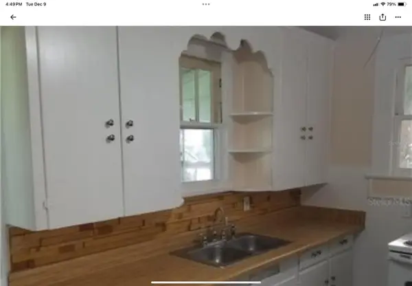 5612 WOODWARD AVE, Zellwood, FL 32798