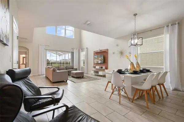 8942 CABOT CLIFFS DR, Davenport, FL 33896