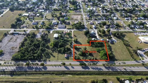 3550 S GRIMSLEY CT, Fort Myers, FL 33916