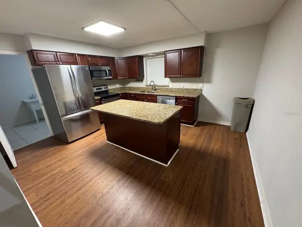 2211 SUNNY VIEW DR, Oviedo, FL 32765