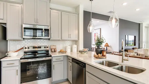 32488 SEA LOCH LOOP, Mount Dora, FL 32757